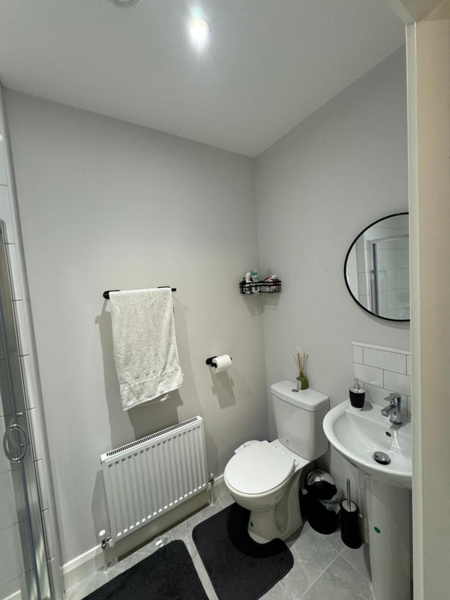 Modern Double & Single Room With Cozy Vibes Athy Exteriör bild